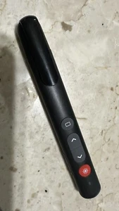 RECHARGEABLE PRESENTATION CLICKER FOR POWERPOINT WITH LASER - Picture 1 of 3