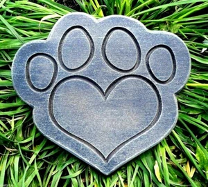 Heart paw print stepping stone mold 080 abs plastic mould 12" x 11" x 1.20" - Picture 1 of 2
