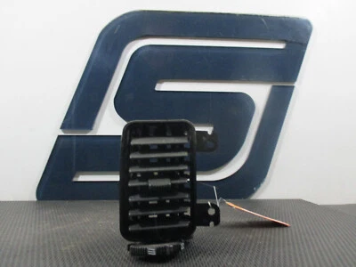 1992 Plymouth Laser Left Driver Side Dash Vent - Imagem 1 de 4