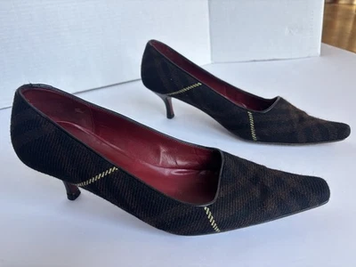 Vintage BURBERRY Women’s Heels Pumps Check Brown Black Wool Plaid Italy Sz 38 - Image 1 of 4