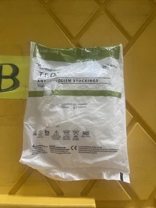 T.E.D. Anti-Embolism Knee High Stockings, CardinalHealth, Size Q X-Large Long W - Picture 1 of 3