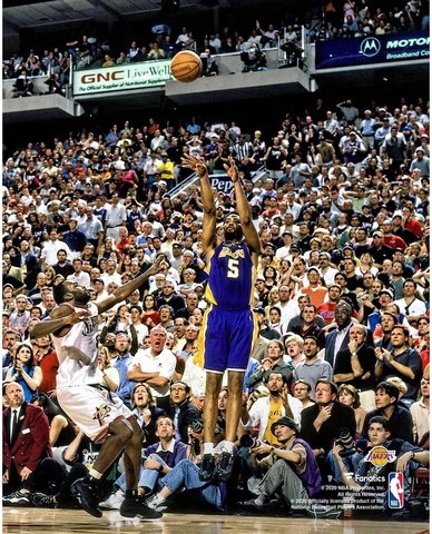 Robert Horry Los Angeles Lakers Clutch 2001 Finals 3 Pointer vs 76ers 8x10 Photo Cover
