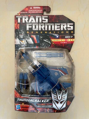 Hot Transformers Generations Deluxe Class THUNDERCRACKER Action Figure - Image 1 of 3