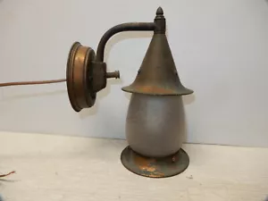 ANTIQUE ARTS AND CRAFTS COPPER PORCH LIGHT CA. 1920 REWIRED - Picture 1 of 9