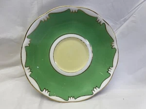 Royal Albert Orphaned Saucer Fine Bone China England Grün Gelbgold - Bild 1 von 2