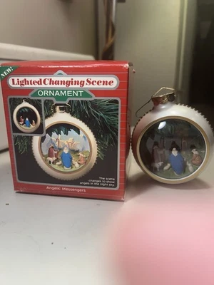Adorno de Navidad vintage 1986 Hallmark Angelic Messengers pastores/ángeles Foto 1 de 2