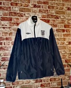The FA official Umbro Learning Jacket Size Large Football Grass roots - Picture 1 of 6