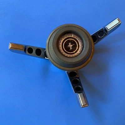 Ford Mustang 1967 volante central buje bocina almohadilla verde oscuro Foto 1 de 4