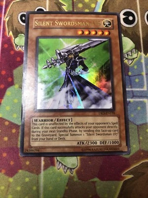 Silent Swordsman LV5 DR3-EN128 Ultra Rare Yugioh MP - Image 1 of 2