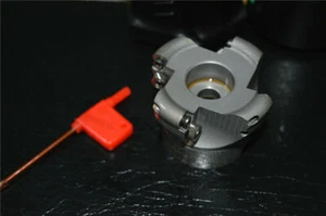 1P EMR5R50-22-4T 4FCNC Carbide Milling Cutter  for round RP**1003 carbide insert - Imagen 1 de 3