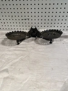 Antico supporto da parete vittoriano in ghisa 2 bracci oscillanti doppio portalampada olio - Foto 1 di 9