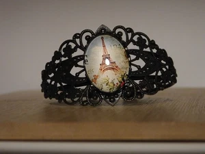 Beautiful Vintage Style Glass  & Metal Bracelet, Paris - Picture 1 of 2