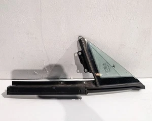 Tesla Model S 2016-2021 QUARTER WINDOW FRONT LEFT LH 6006644-00-F - Picture 1 of 10