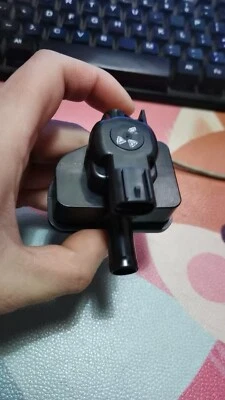 New Vacuum Switching Valve Assembly 25860-24040 for Toyota Corolla Corolla Cross - Image 1 of 4