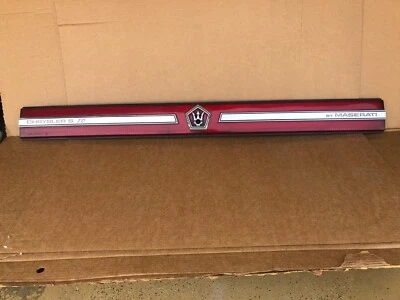 CENTER TAIL LIGHT PANEL for CHRYSLER TC by Maserati 1989 1990 1991 89 90 91 - Image 1 of 4