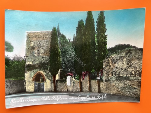Foto 1 di 2