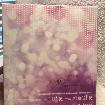Avon Raro Diamantes Deslumbrante Juego de Regalo SELLADO EDP-Loción-Polvo-Collar de Estrás Foto 1 de 4