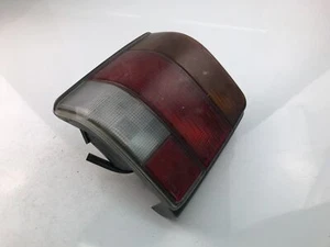 Luz trasera lateral Subaru Legacy I BC 43055041 1989 17965662 - Imagen 1 de 4