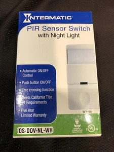Sensor de ocupación PIR decorador Intermatic IOS-DSIMF-WH con botón deslizante de encendido/apagado - Imagen 1 de 2
