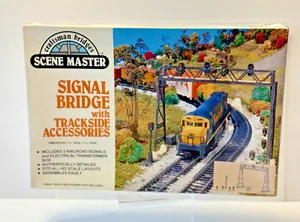 HO Gauge Model Train Craftsman Bridges Scene Master 8215 Signal Bridge-NEW! - Picture 1 of 9
