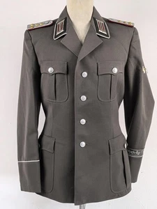 DDR, Uniformjacke eines Angehörigen im Wachregiment Felix Dzierzynski. Ungetrage - Picture 1 of 12