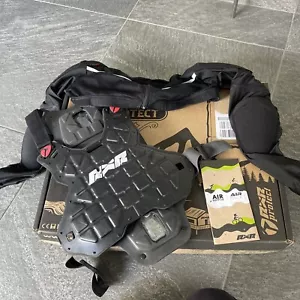 RxR Air 2 motocross Body armour with airbag. shoulder elbow protection jacket - Picture 1 of 4