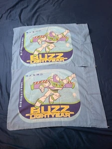 Menge 2 Disney Home Toy Story Buzz Lightyear Kissenbezüge - Sektorschutz - Bild 1 von 14