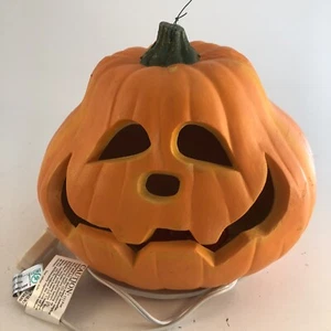 GEMMY INDUSTRIES Halloween 9" Molde de soplado iluminado Jack-O-Lantern Calabaza - Imagen 1 de 7
