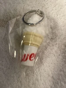 Chick Fil A  Ice Cream Cone Keychain   - Bild 1 von 3