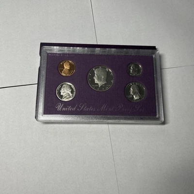 1990 S UNITED STATES PROOF SET (5 COINS) SAN FRANCISCO. - Image 1 of 4