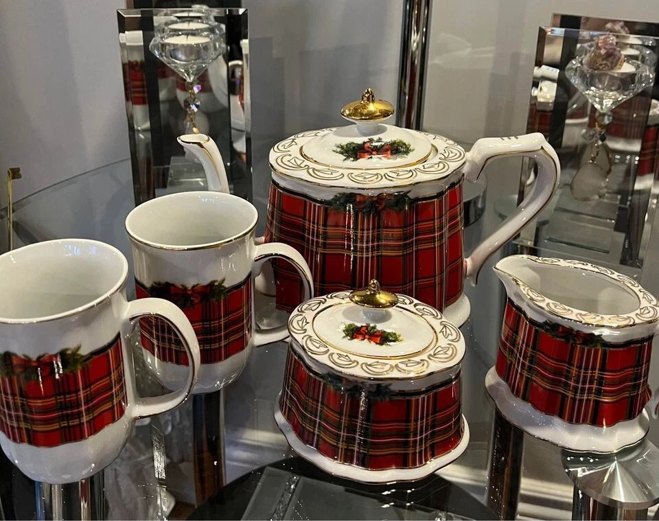 ACE gift collection/coffee set-perfect Christmas gift for your mom or grandma - Image 1 of 1