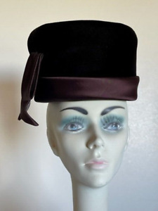 Women's Vintage Brown Velvet Tall Hat - satin trim - faille lining