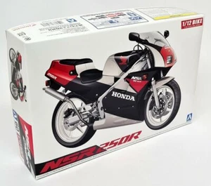 Aoshima 1/12 - Honda NSR 250R 1989 MC18 R5k Plastikmodell Maßstab Motorrad Bausatz - Bild 1 von 3