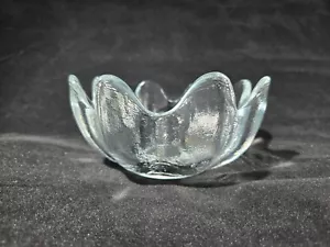 Blenko Glass Lotus Flower Bowl 5.5" Vintage Clear Blue Tint - Picture 1 of 6