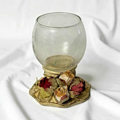 Jarrón globo de vidrio vintage con base de rosa seca - Soporte decorativo ornamentado - 4"x4" Foto 1 de 4