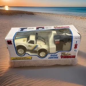 Vintage 1989 JRL Baja 115 RC Truck White Square Body Flare Side 27 Mhz Works IOB - Picture 1 of 19