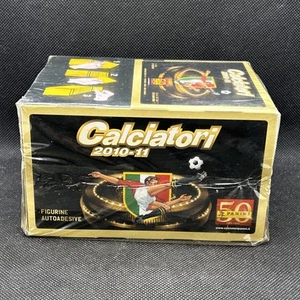 PANINI FOOTBALLERS BOX SEALED/SEALED CHAMPIONSHIP 2010/2011 100 SACHETS - Picture 1 of 7