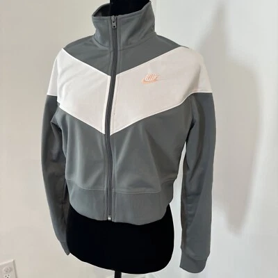 Chaqueta térmica Nike Element marrón y blanca con cremallera para mujer talla mediana Foto 1 de 4