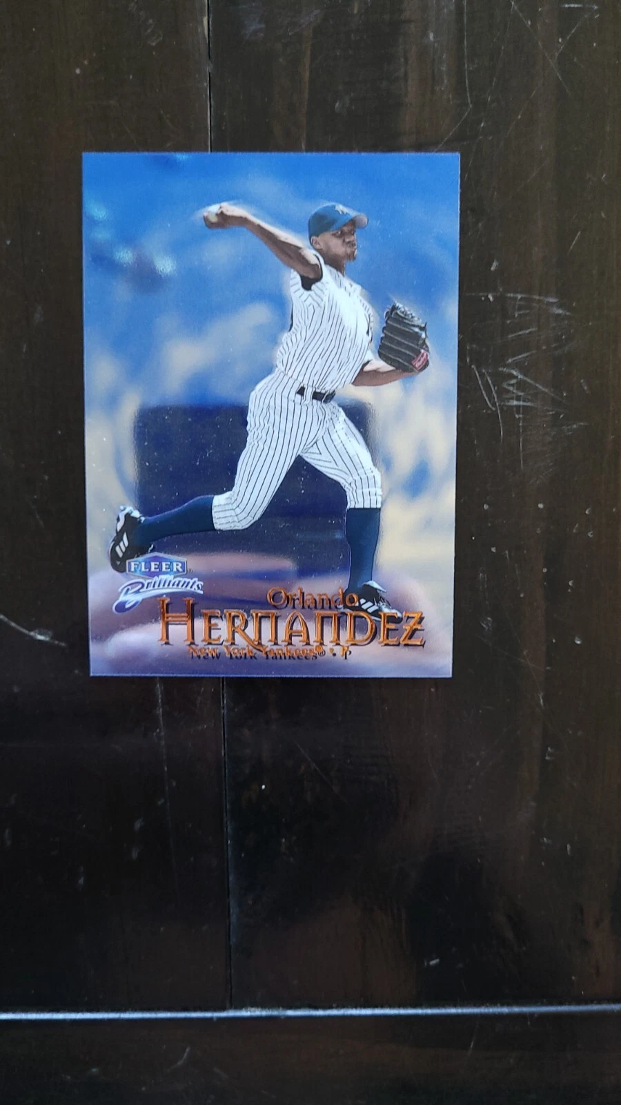 1999 FLEER BRILLIANTS BLUE ORLANDO HERNANDEZ