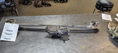 Windshield Wiper Motor Fits 05-09 300 539402 - Image 1 of 4