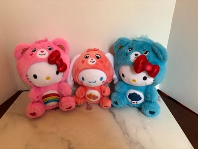 Lote de 3 Ursos de Pelúcia Sanrio Hello Kitty Básicos Divertidos Carebear Grumpy Cheer Love - Imagem 1 de 4