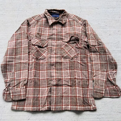 Vintage 1960's Pendleton Wool Board Shirt Mens M Loop Button cream Plaid Ombre - Image 1 of 4