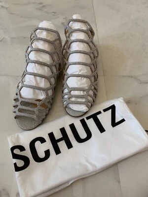 Sandalias de gladiador bonitas de cuero y brillo SCHUTZ Foto 1 de 4