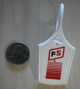FS Seed Corn Growmark Plastic FOB TAG Keychain Key Ring #27164 - Picture 1 of 2