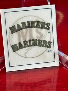 1986 Sportflics Mini Hologram #100 of 136 Seattle Mariners Team Standing RARE - Picture 1 of 3