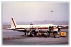 Carte postale : avion : Transair Suède, camion carburant à coque, Douglas DC-7 - Non posté