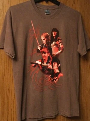 Xena - Princesa Guerrera - Camisa Marrón - L - District Threads Foto 1 de 4
