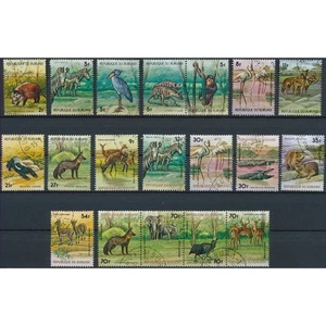 Afrikanische Tiere: 19 Werte - Burundi 1977 - gebraucht aufklappbar - Bild 1 von 2