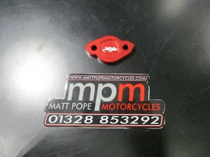 GECO SPECIAL PARTS BETA RR 125 250 300 REAR BRAKE MASTER CYCLINDER COVER RED - Picture 1 of 1