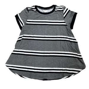 MEDIUM ERIKA LuLaRoe ~ GRAU, SCHWARZ & WEISSE STREIFEN ~ Swing-Top; Größen 8-10; neu mit Etikett - Bild 1 von 2